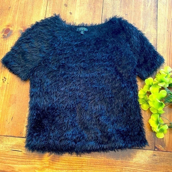 TOPSHOP Frayed Black Top - Picture 1 of 3